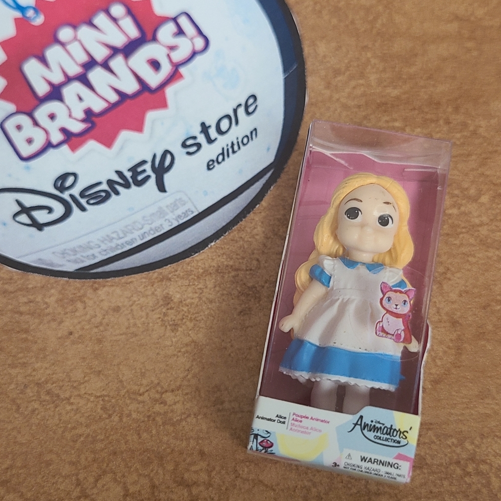 Zuru DISNEY Mini Brand Collectors Toy:  Animator's Collection Alice